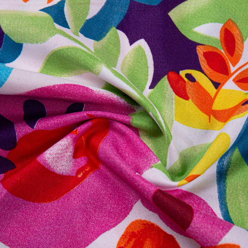 Quomodo Microfiber Polyester diversus est ab Standard Polyester?