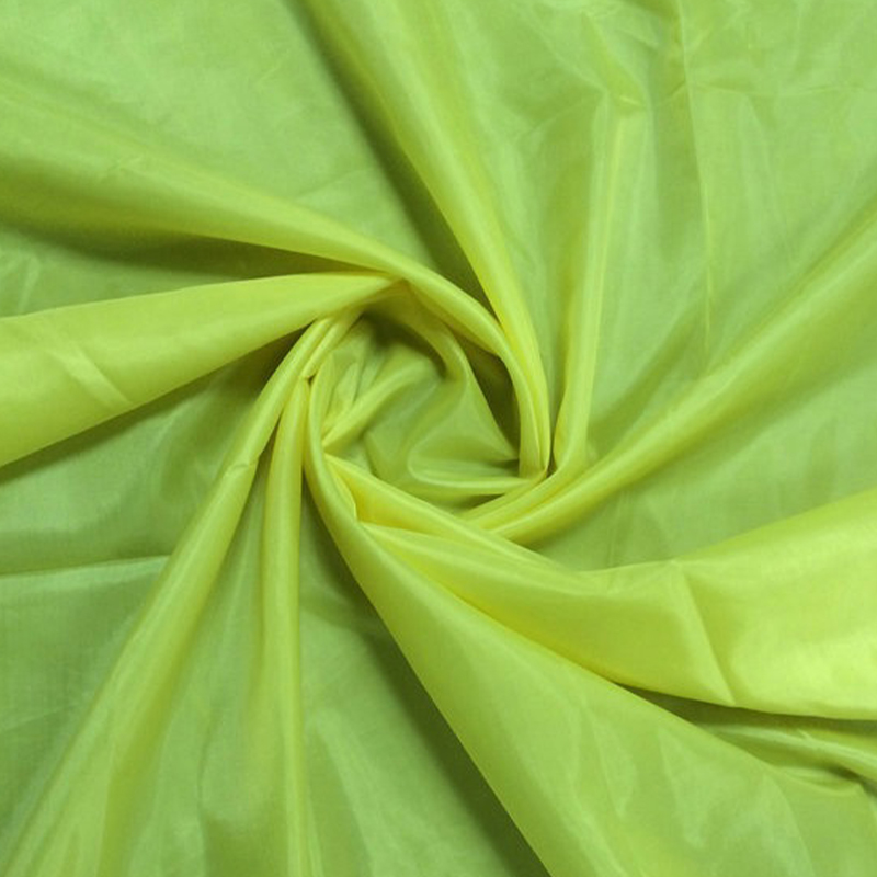 Smooth Crisp Taffeta Polyester Lining Fabric